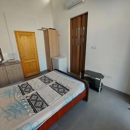 Anna Guesthouse 10 Min Walk From The Beach Ларнака Экстерьер фото
